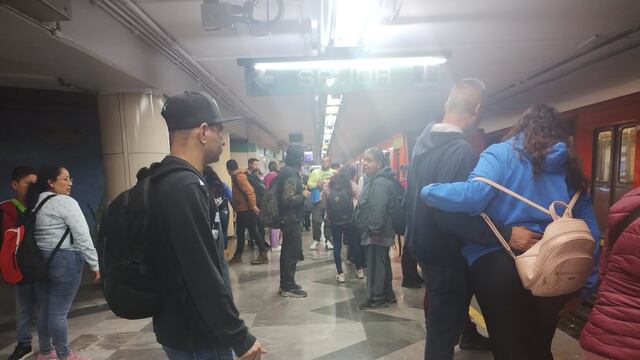 Persona se arrojó al tren en Atlalilco, Línea 8 del Metro CDMX