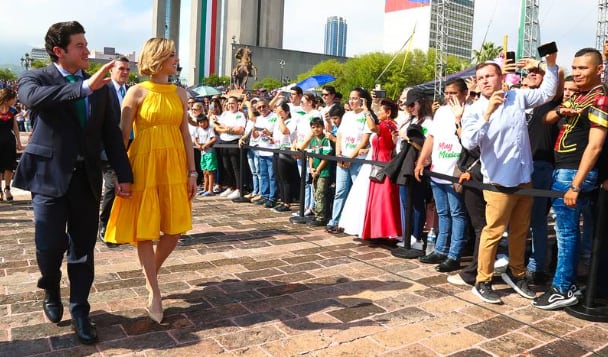 Vestido de Mariana Rodríguez para el desfile militar