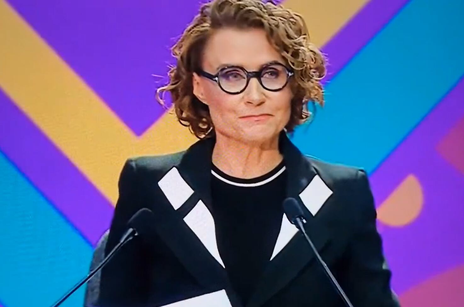 Denise Maerker se aguantó la risa por chiste de Claudia Sheinbaum contra Xóchitl Gálvez