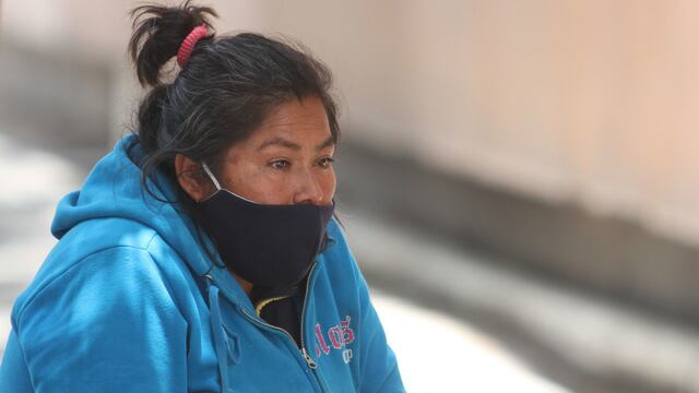 Mujer en un hospital de la CDMX