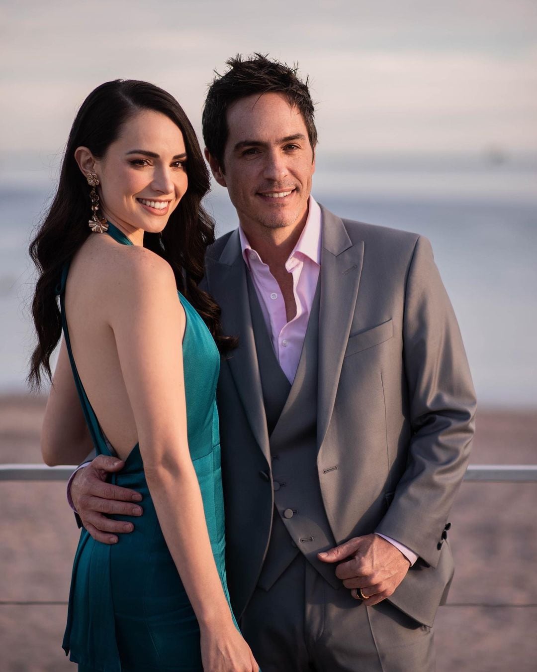 Paulina Burrola y Mauricio Ochmann
