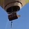 Teotihuacán: Queda colgando de globo aerostático durante vuelo
