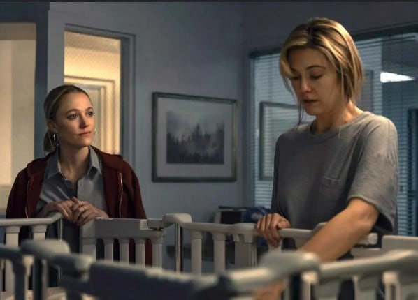 La Mano que Mece la Cuna