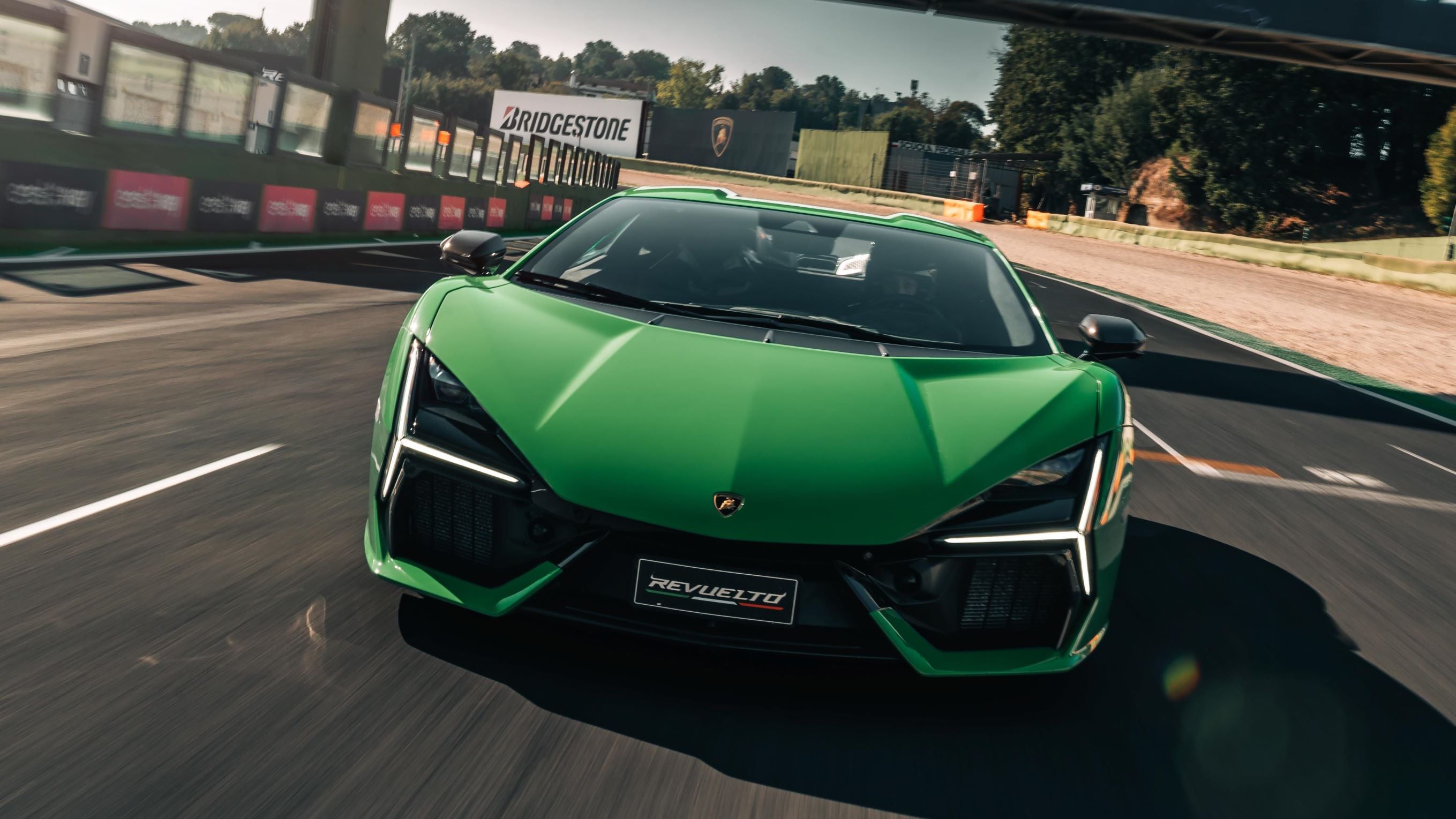 Lamborghini Revuelto
