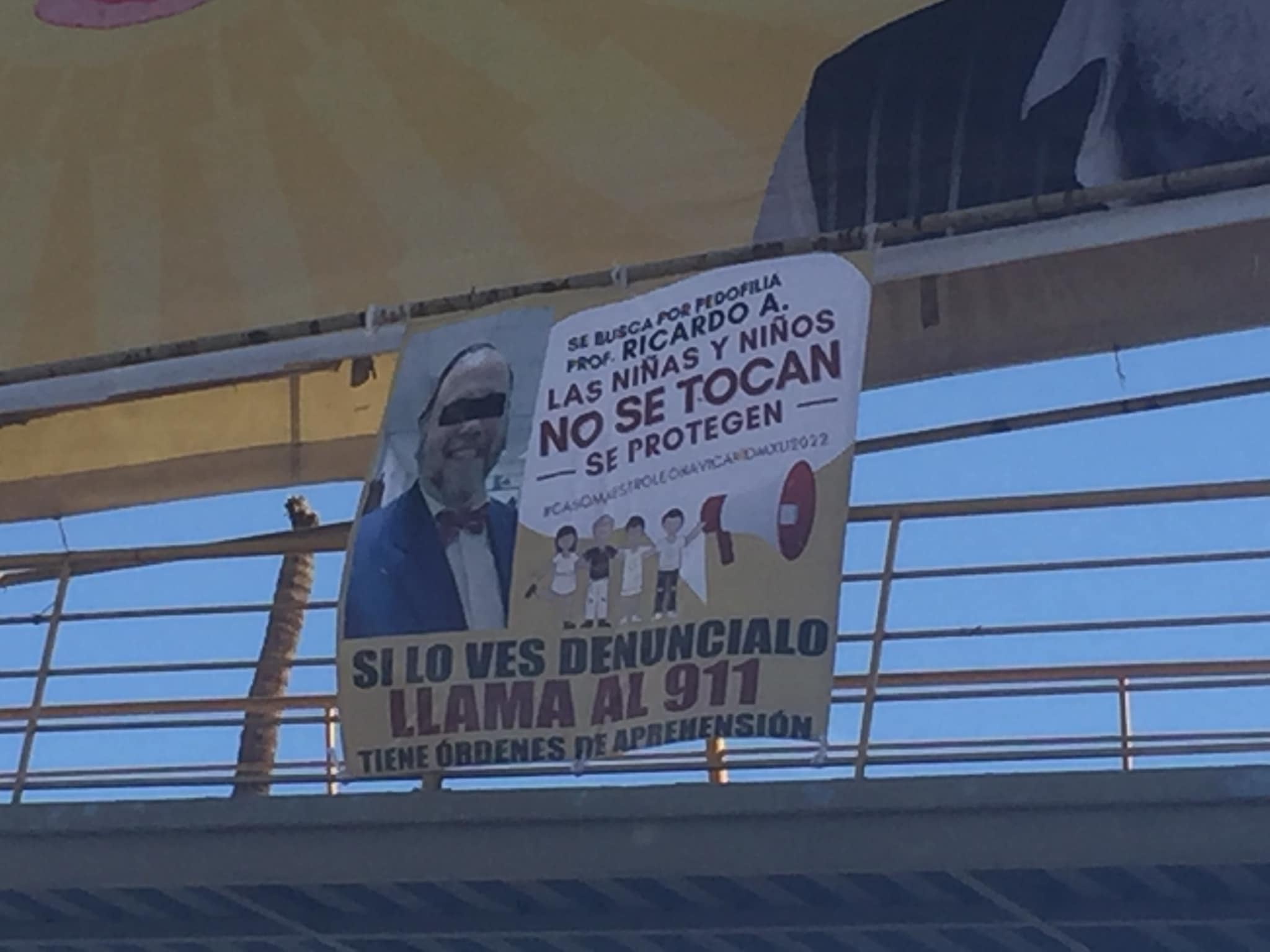 Lonas de los padres de las víctimas