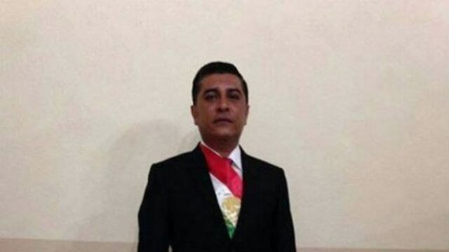 La banda presidencial solo debe portarla el Presidente de la República, según lo estipulado en el artículo 34 de la “Ley sobre el escudo, la bandera y el himno nacional”.