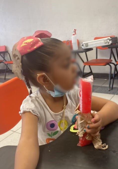 Se lleva a su sobrina por ser día sin mochila