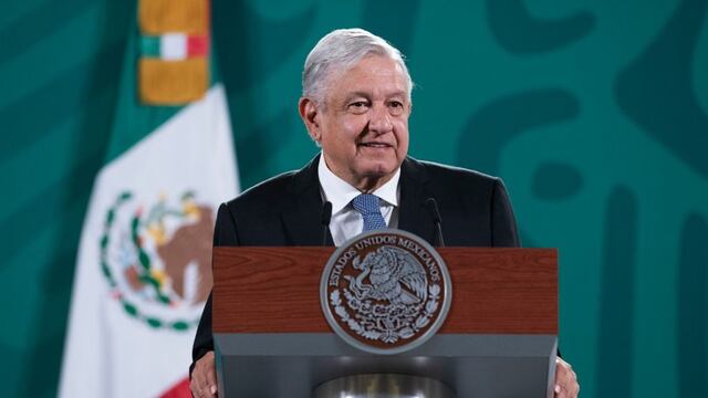 Critican a AMLO por felicitar al Cruz Azul
