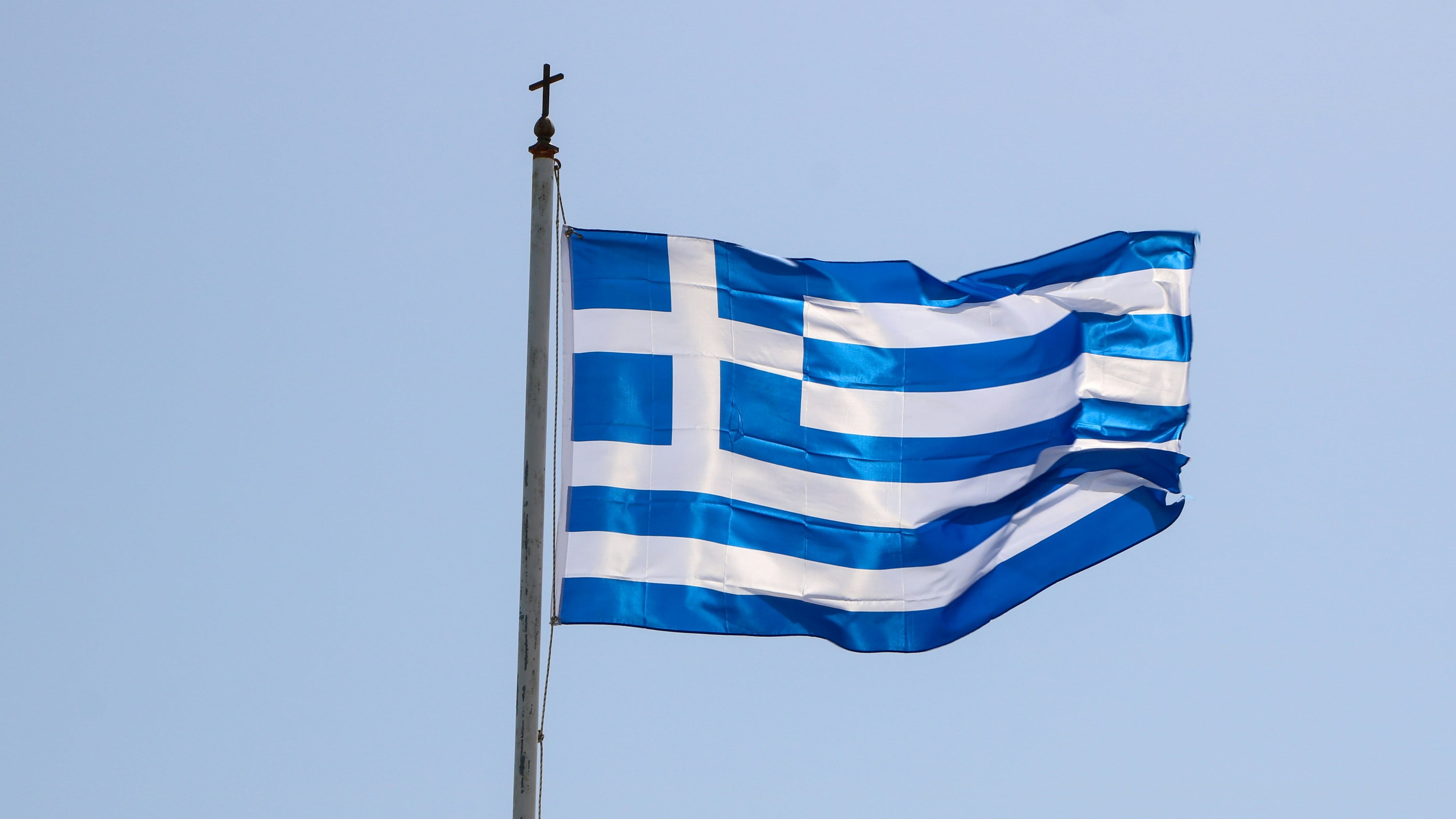 Grecia se suma a países que prohíben redes sociales a menores