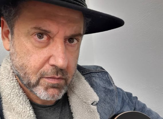 Alejandro Marcovich sale del hospital; Caifanes no lo ha buscado