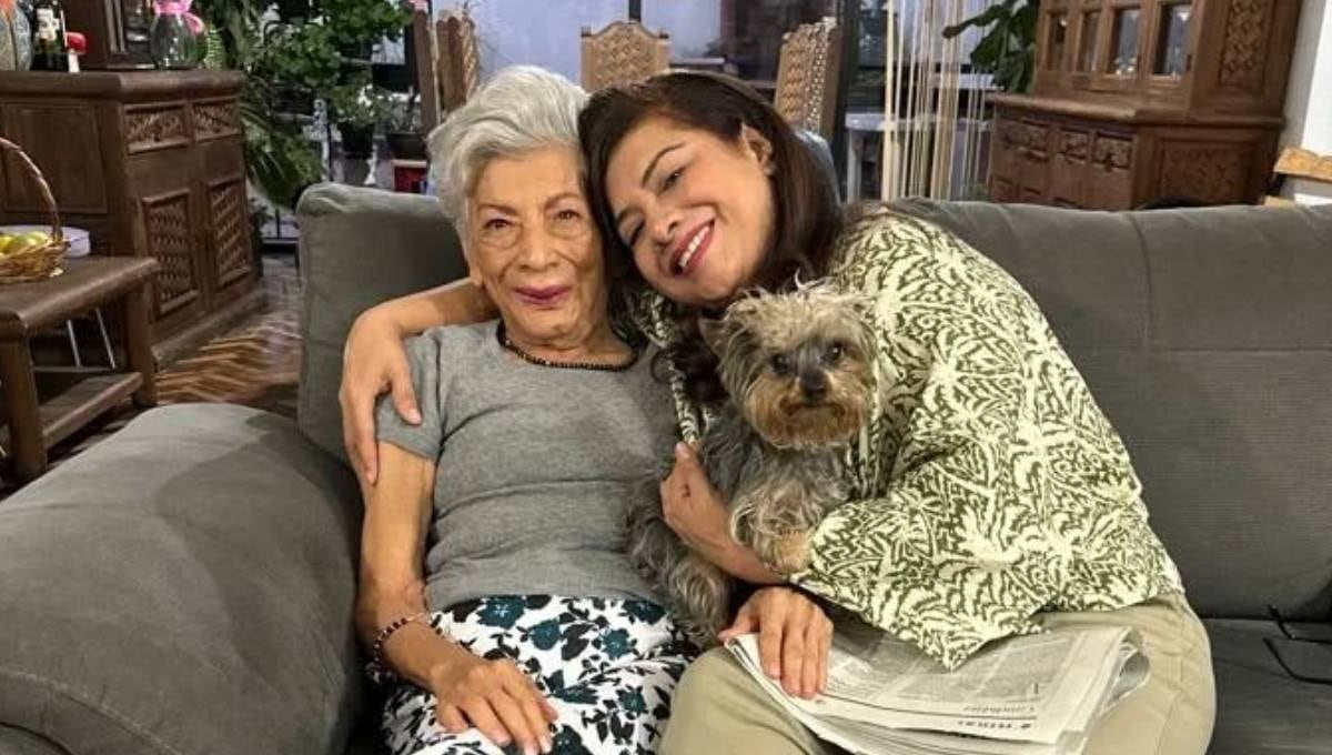 Clara Brugada y su madre Margarita Molina Ríos