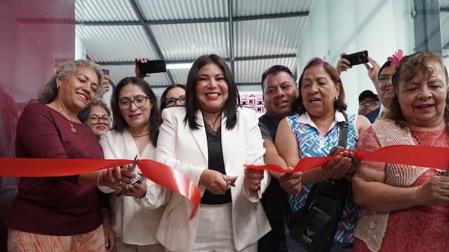 Iztacalco transforma la Alberca Leandro Valle con inversión histórica de 19 mdp.