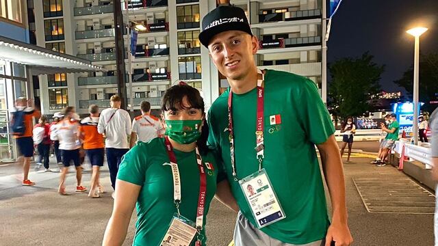 Alexa Moreno con Roberto Alvarado