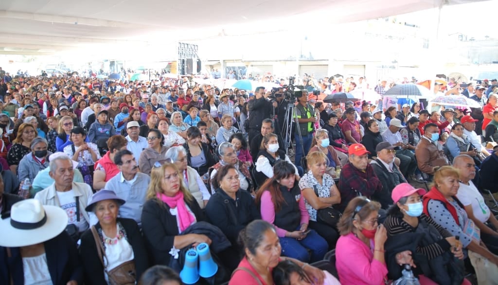 Más de 29 mil habitantes de La Laguna de Chiconautla recuperan certeza jurídica