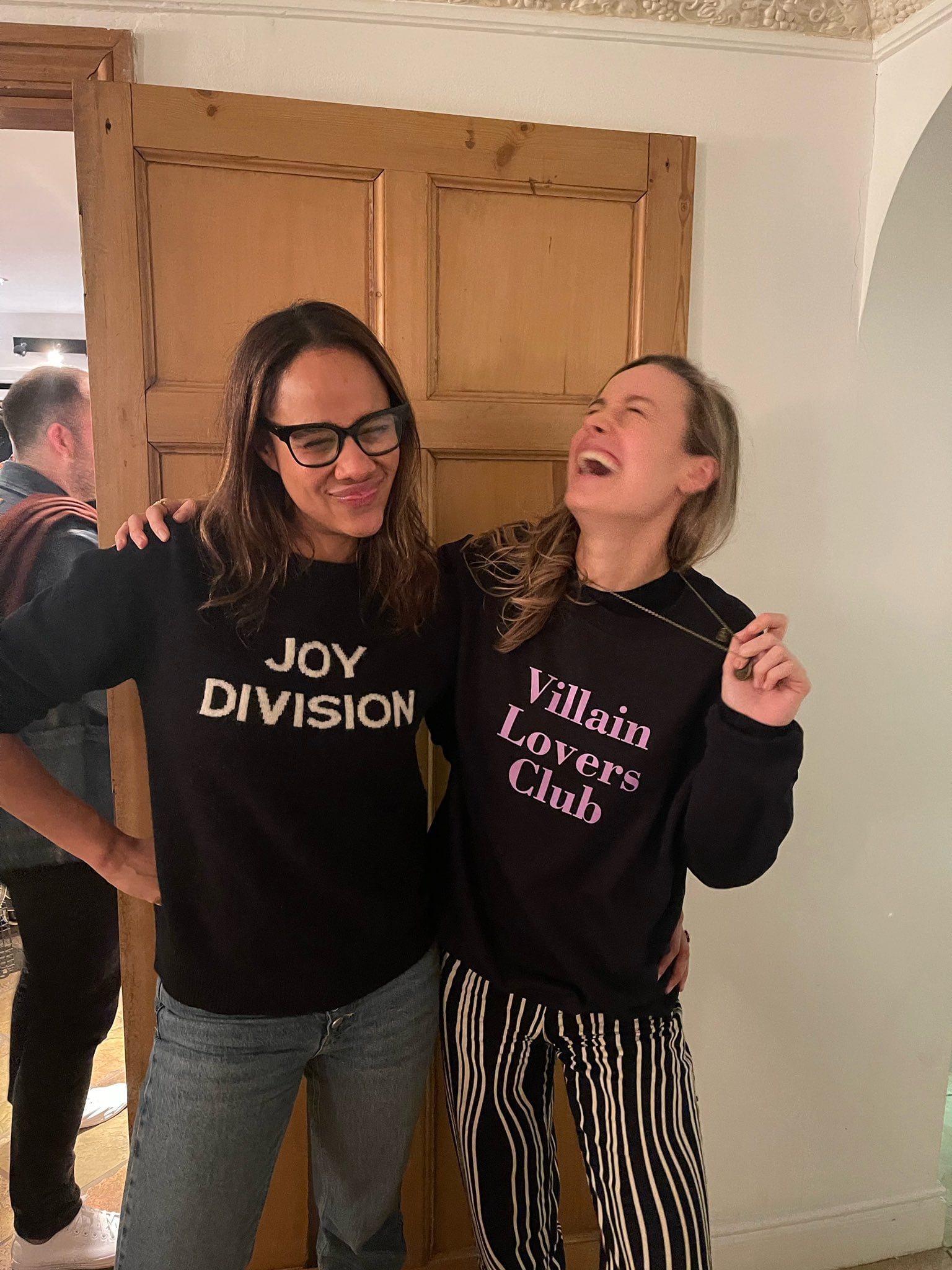 Zawe Ashton y Brie Larson, protagonistas de Capitana Marvel 2