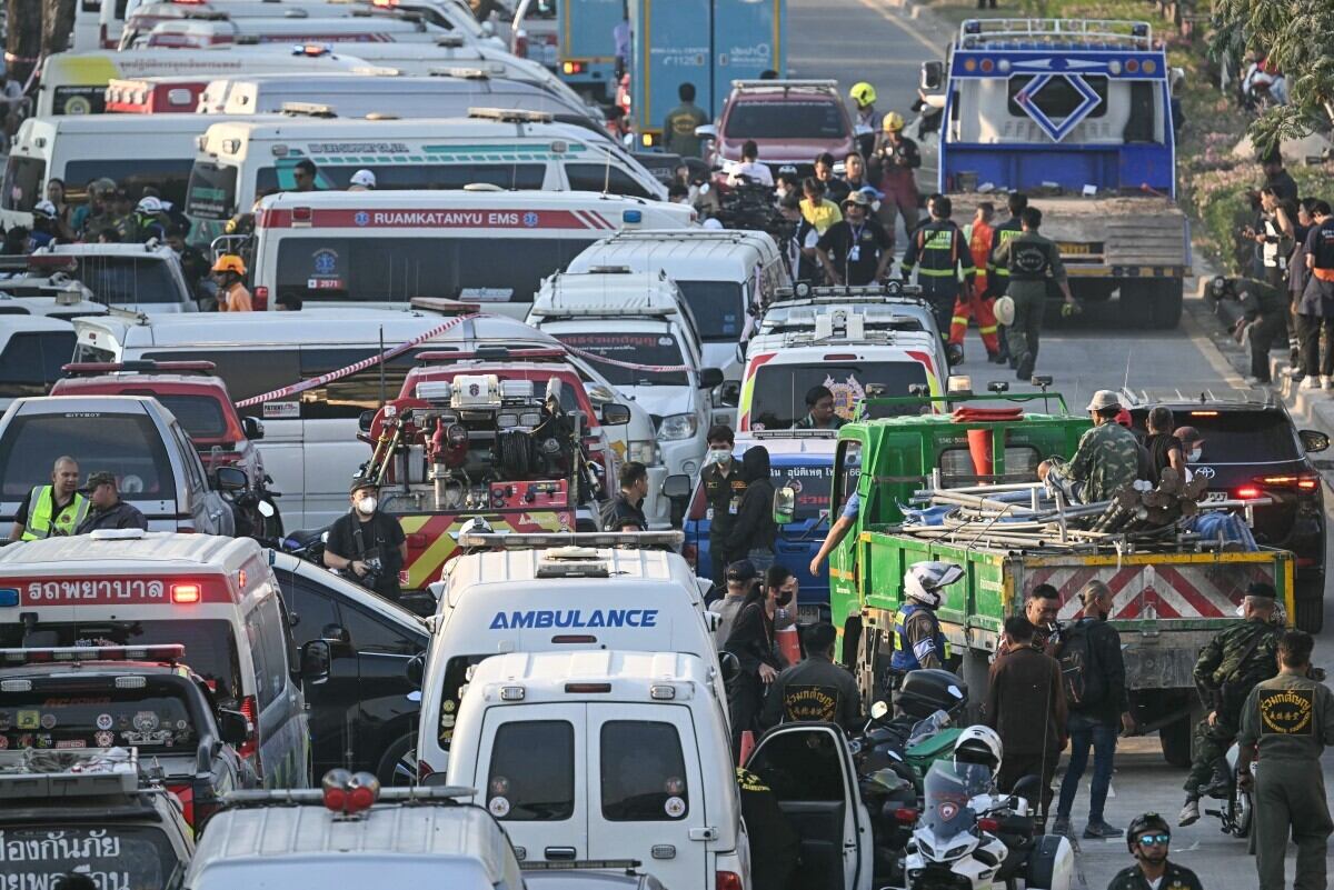 Terremoto en Bangkok, Tailandia; equipos de emergencia atienden a las víctimas