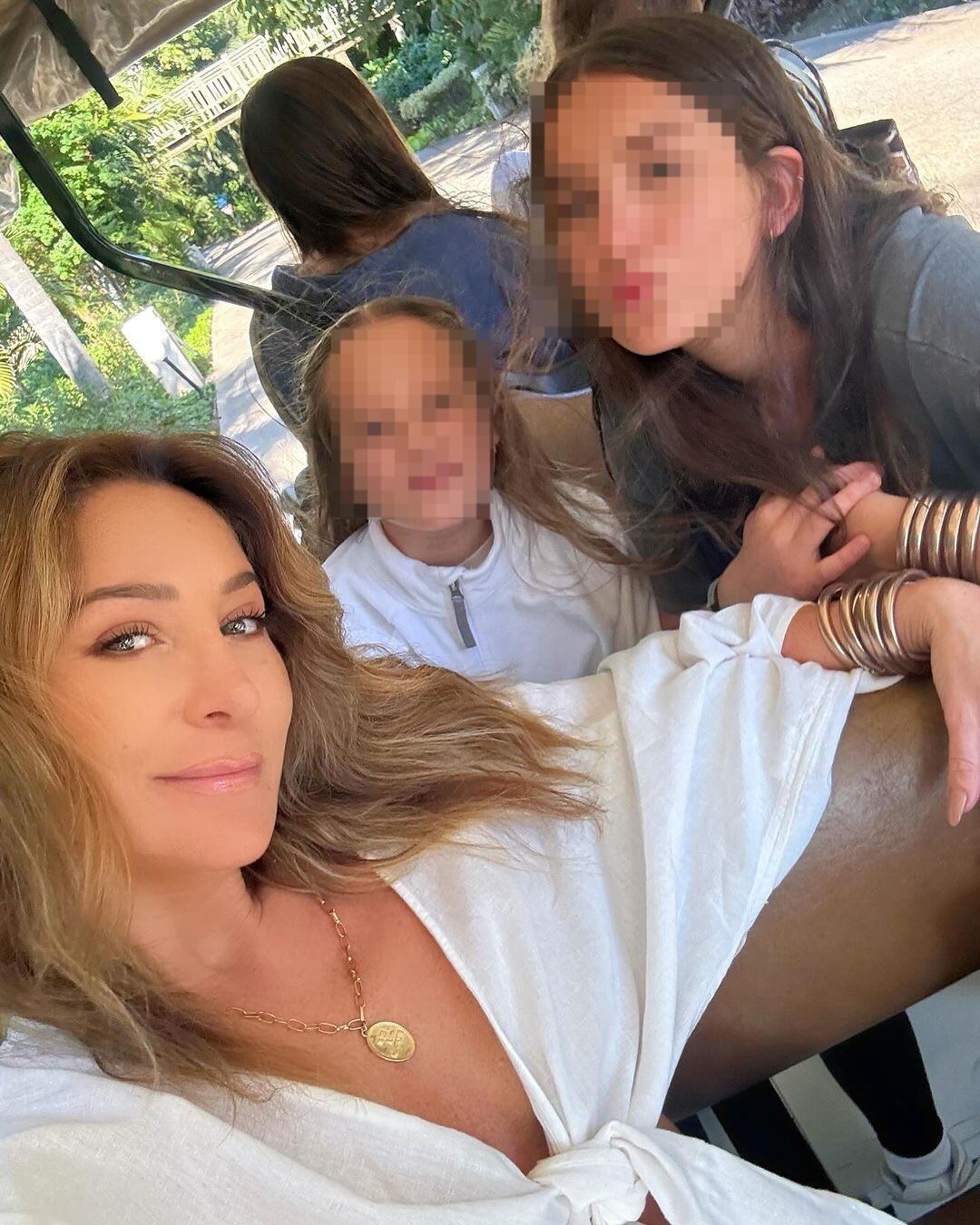 Geraldine Bazán y Elissa Marie