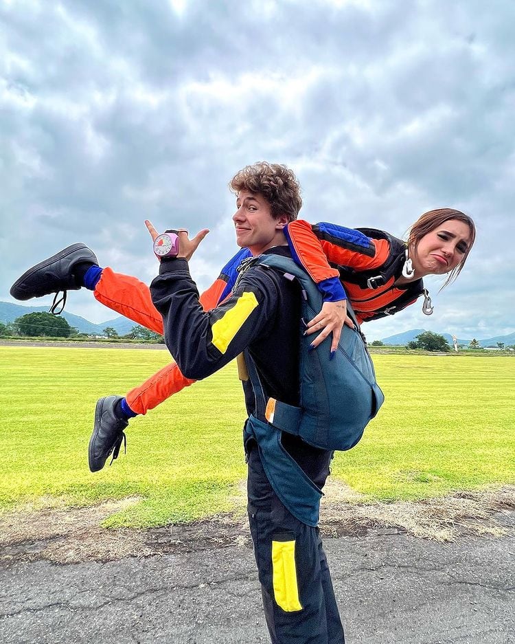 Domelipa y Juanpa Zurita.