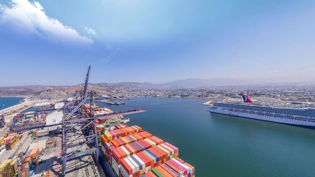 Modernización en Ensenada: Semarnat analiza construcción de tercer muelle.