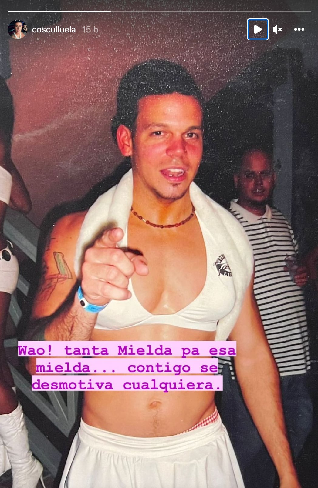 Cosculluela le da con todo a Residente en su tema 'René Renuncia'