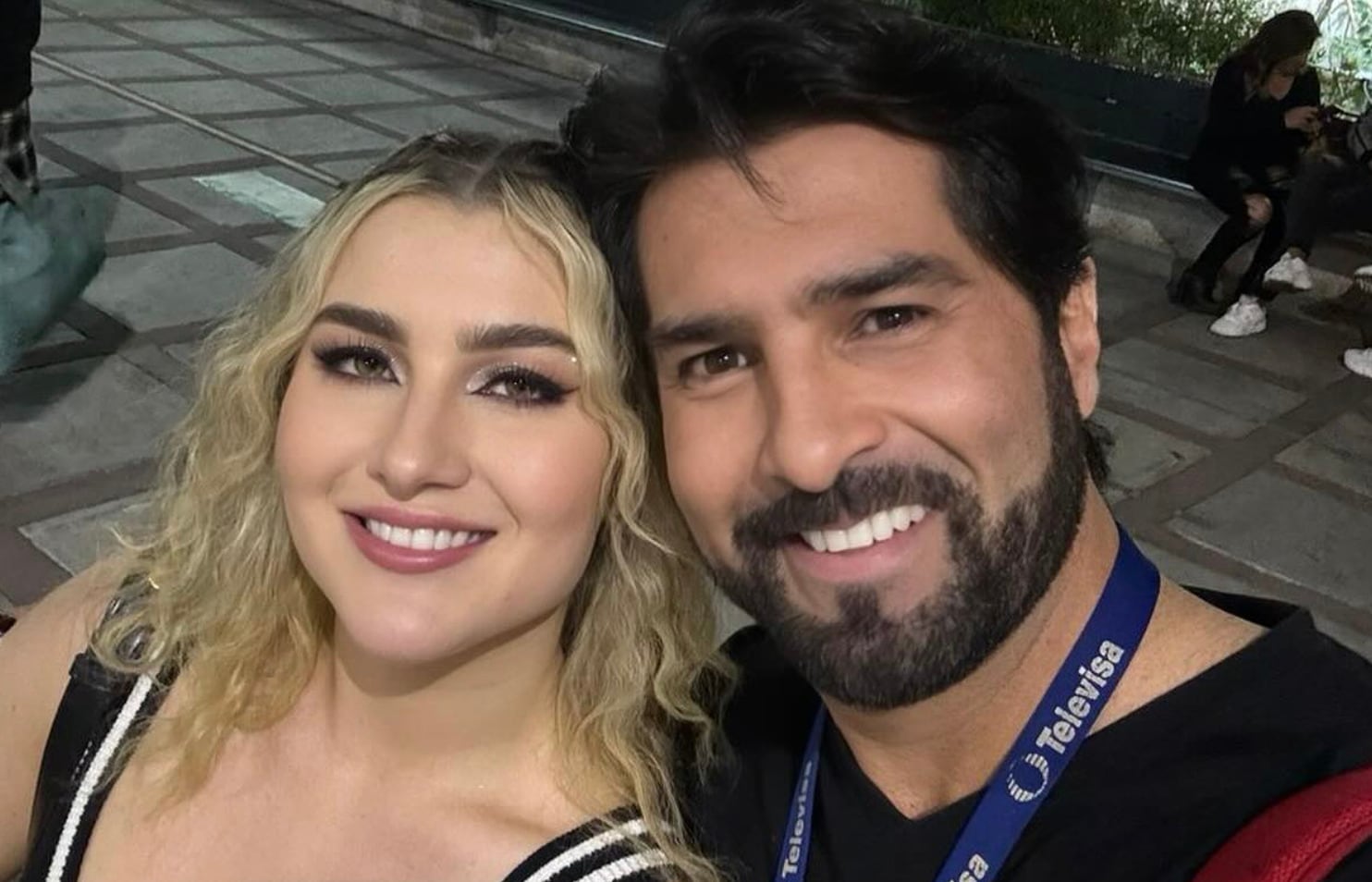 Arturo Carmona y Melenie Carmona