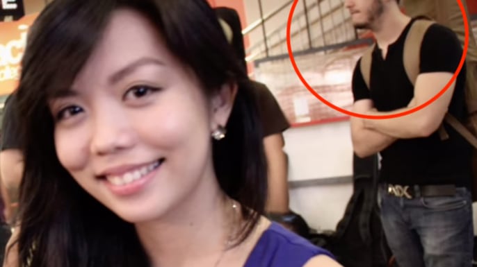 ¿Destino? Mujer encuentra a su esposo en una selfie que se tomó años antes de conocerse