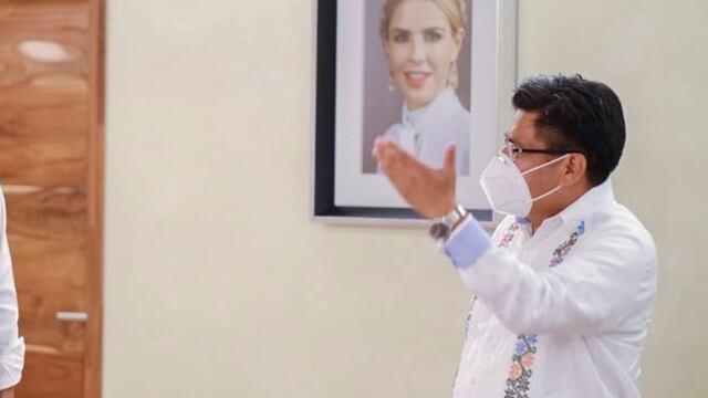 Alejandro Murat Hinojosa.