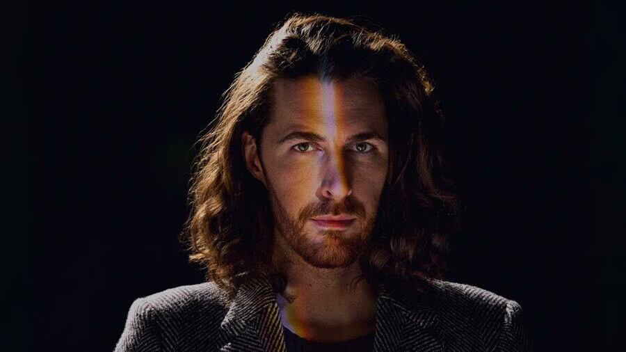 ¿A qué hora termina el concierto de Hozier en el Palacio de los Deportes? Horario del 14 de octubre