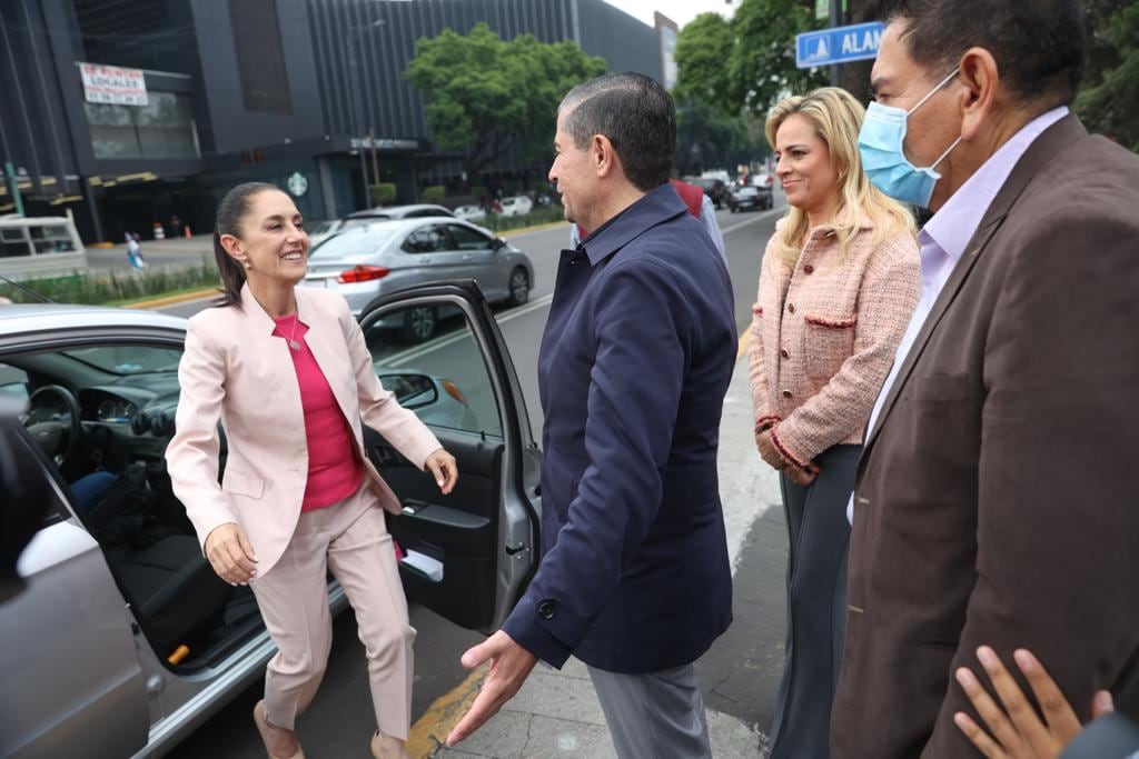 Giovani Gutiérrez y Claudia Sheinbaum entregan recursos del Programa Mejoramiento de Vivienda a 889 beneficiarios