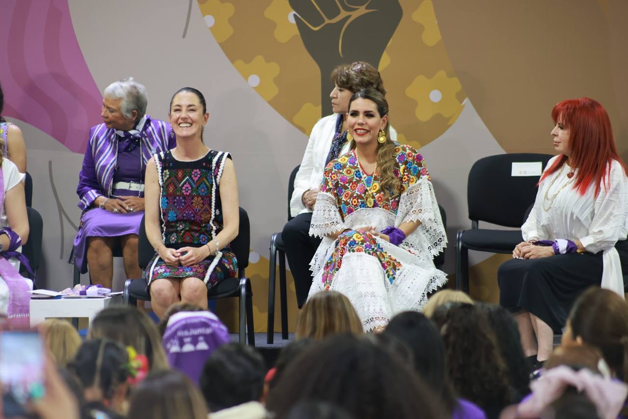 Evelyn Salgado conmemora el Día Internacional de la Mujer en la CDMX
