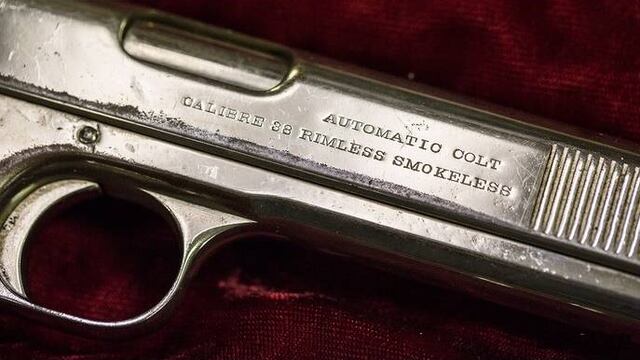 "Amores que matan nunca mueren..."