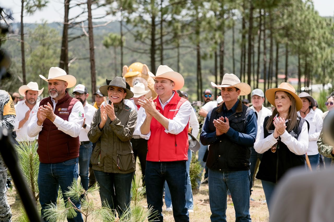 Durango se suma a jornada de Claudia Sheinbaum con 6 mil pinos.