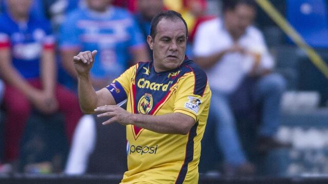 Cuauhtémoc Blanco en juego de Leyendas.