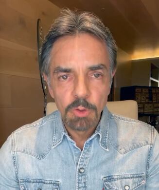 Eugenio Derbez responde a ataques con video