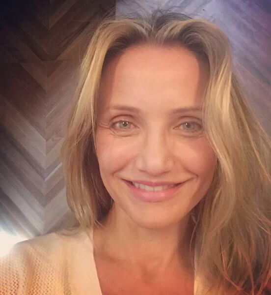 Cameron Diaz anuncia que se convirtió en madre a los 47 años