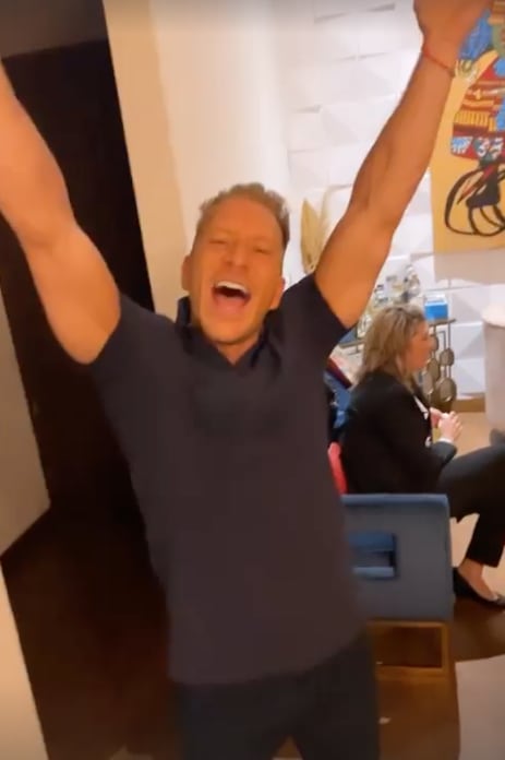 Salvador Zerboni festejando