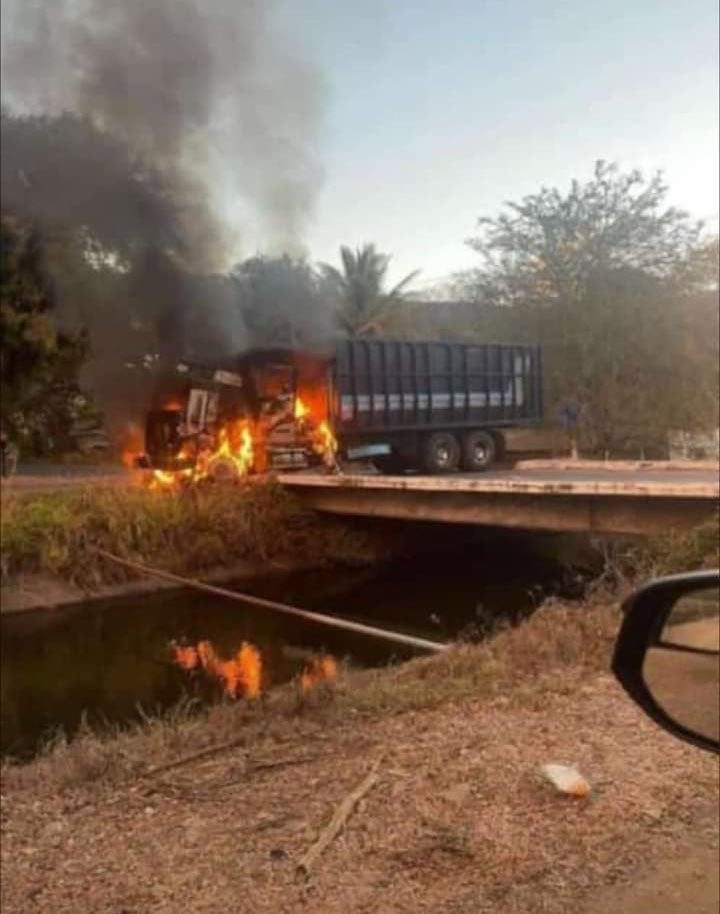 ¿Qué pasa en Jalisco? Reportan bloqueos en varios puntos del estado