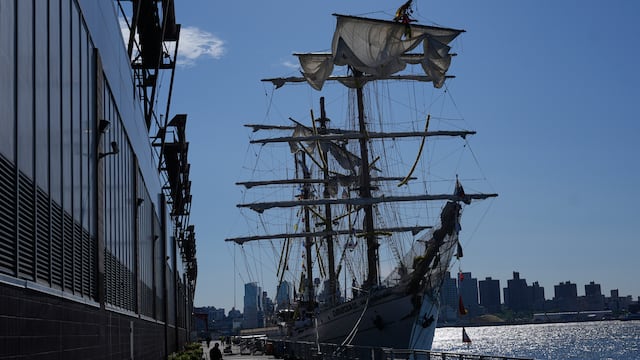 Buque Escuela Cuauhtémoc
