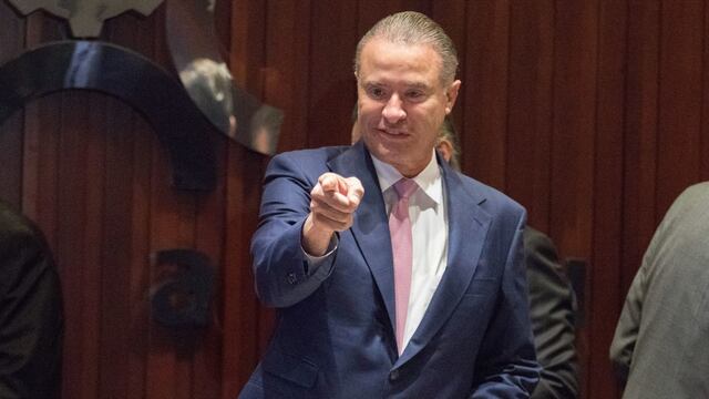 El gobernador se hizo prueba y salió negativo