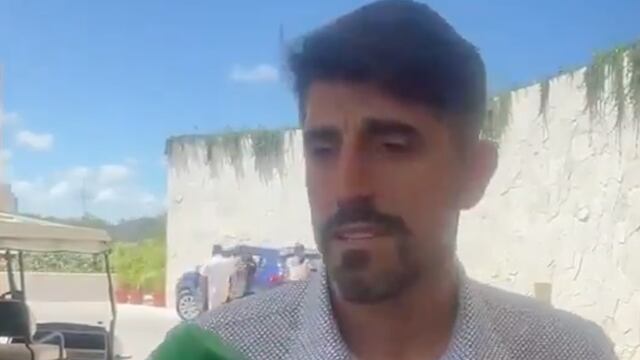 Veljko Paunovic en su incorporación con Tigres