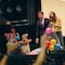 Samuel García y Mariana Rodríguez celebran Día de las Infancias con Lara Campos