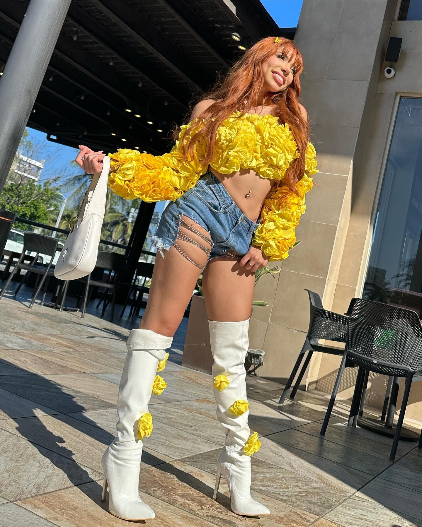 Yeri Mua copia look de Thalía.