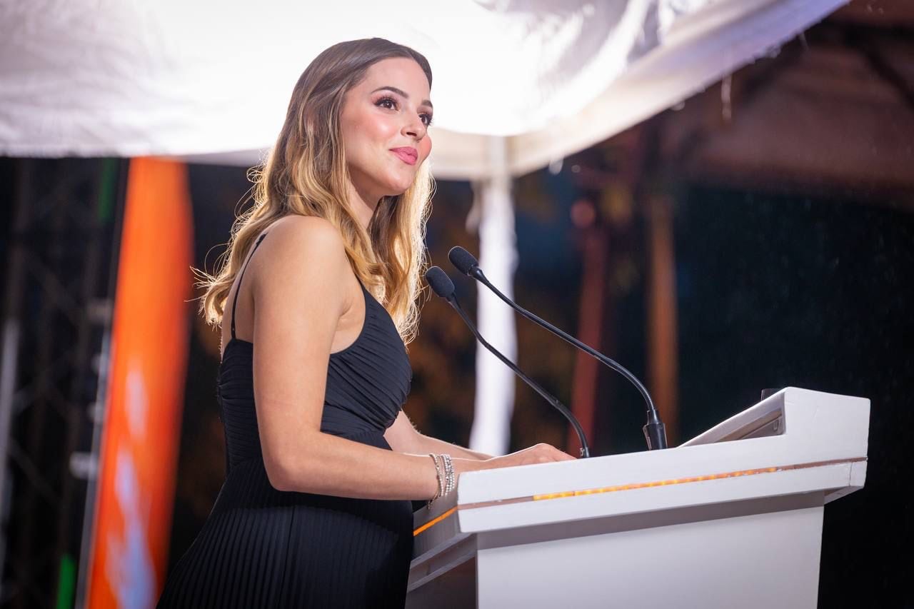 Samuel García y Mariana Rodríguez Cantú inauguran Villa Bebés