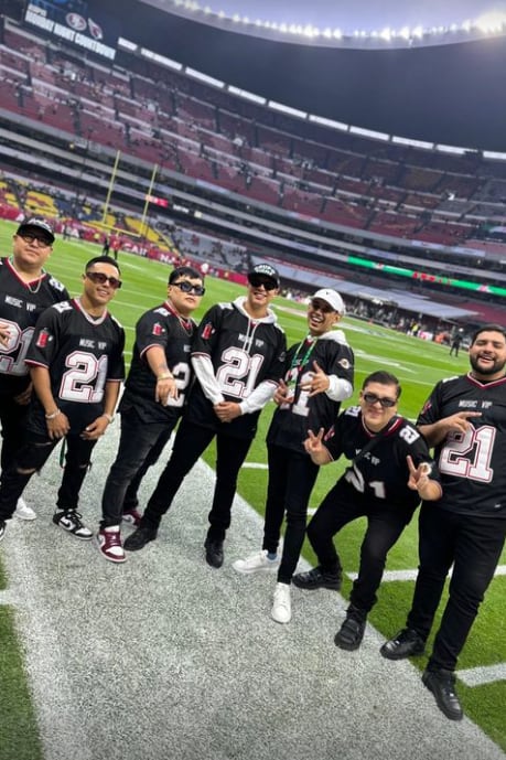 Grupo Firme horas antes del abucheo en el Estadio Azteca