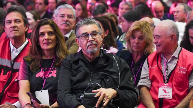 Jorge Ortiz de Pinedo y Joaquín Cosío, entre los famosos que integran Somos México