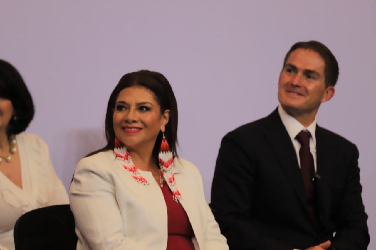 Javier López Casarín asume presidencia de ALMAAC y apuesta por municipalismo.