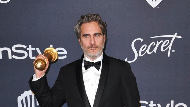 Joaquín Phoenix usará el mismo esmoquin en todas las entregas de premios