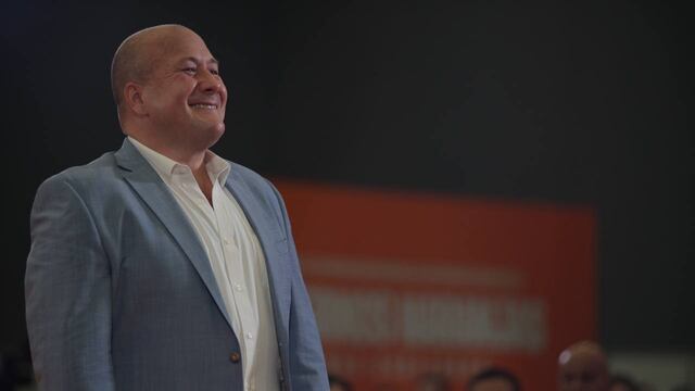 Enrique Alfaro fue recibido al grito de presidente en la Asamblea Nacional de Autoridades Municipales de MC