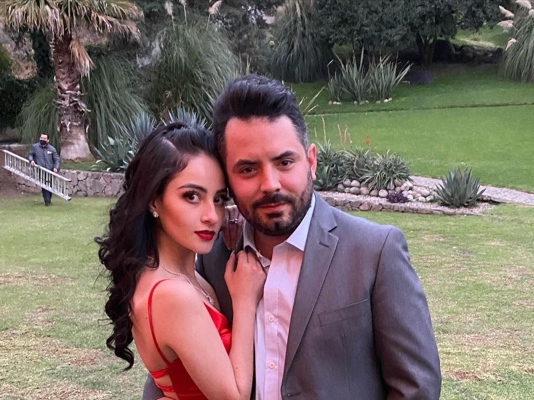 Paola Dalay y José Eduardo Derbez.