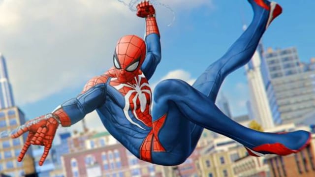 Spider-Man lanzando telaraña